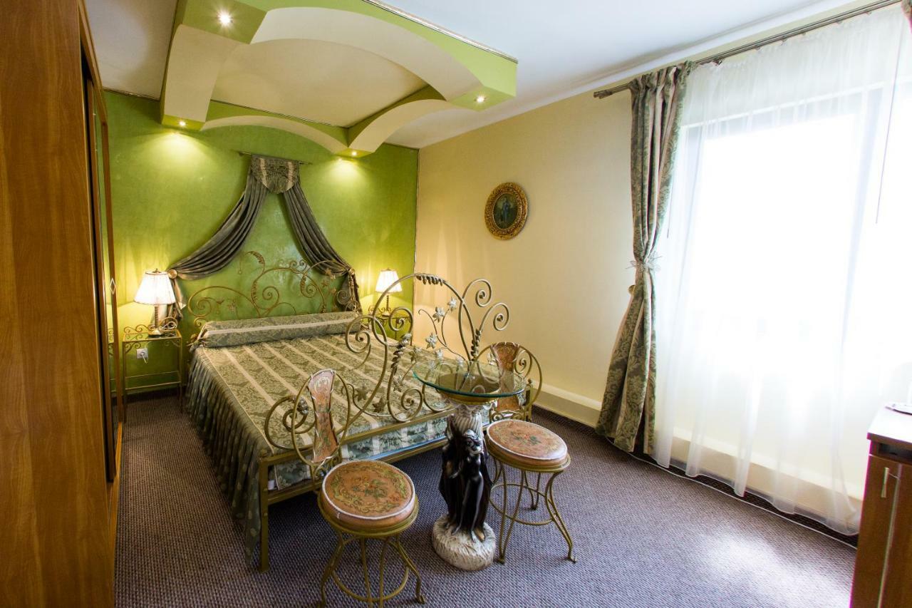 Hotel Roco Izvin Eksteriør billede